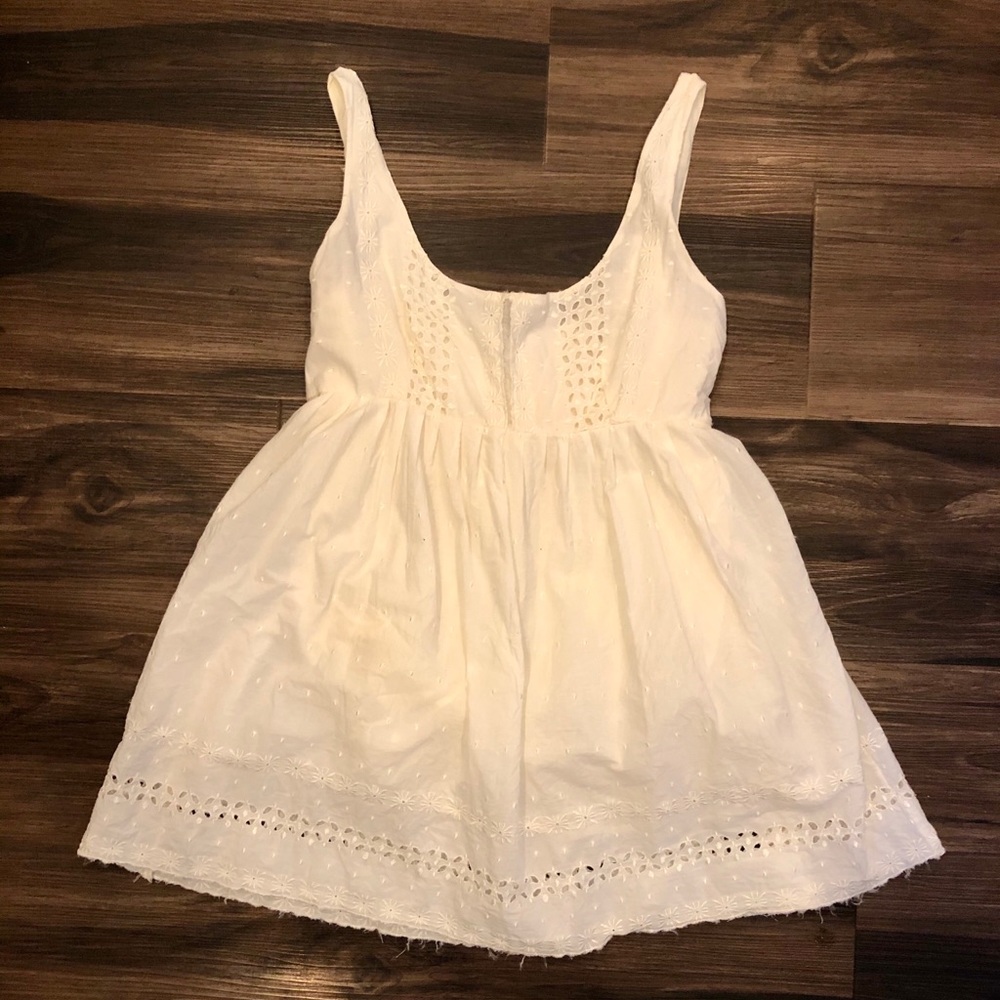 Forever 21 Eyelet Lined Tank Top